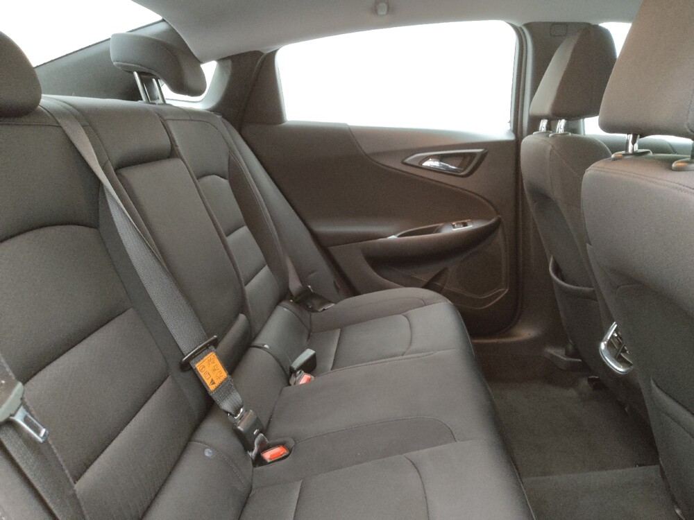 2022 Chevrolet Malibu in Denver, CO 80012 - 18130354 19