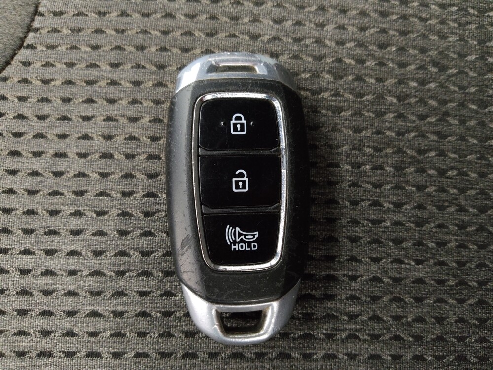 2020 Hyundai Santa Fe in Denver, CO 80012 - 18130355 32