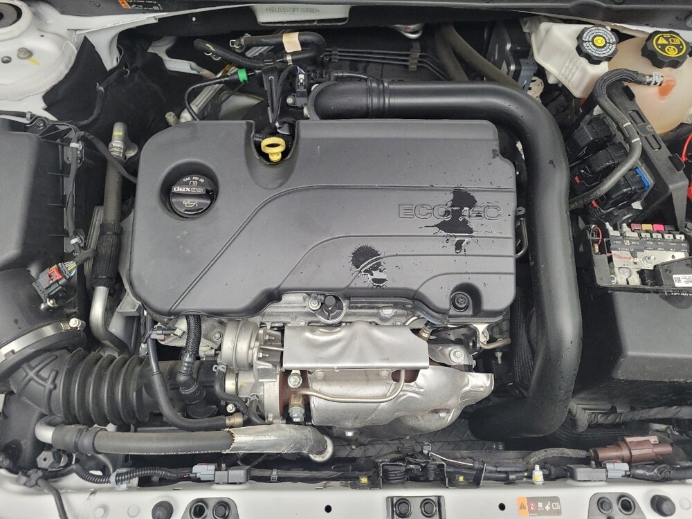 2023 Chevrolet Malibu in Memphis, TN 38115 - 18130357 30