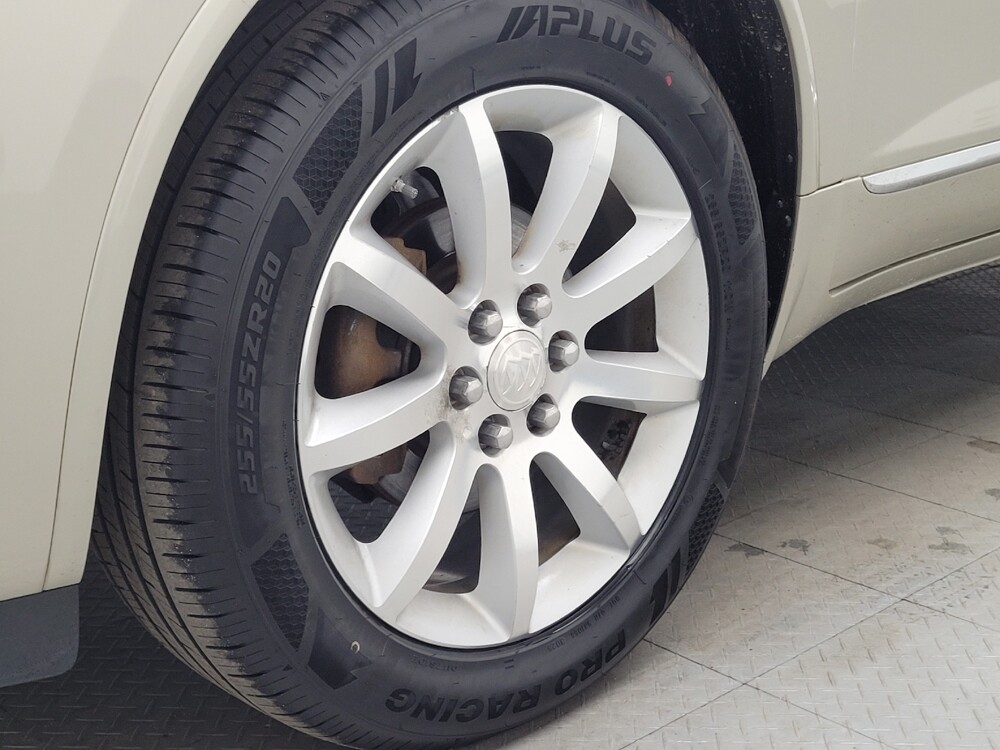 2016 Buick Enclave in Memphis, TN 38115 - 18130361 31