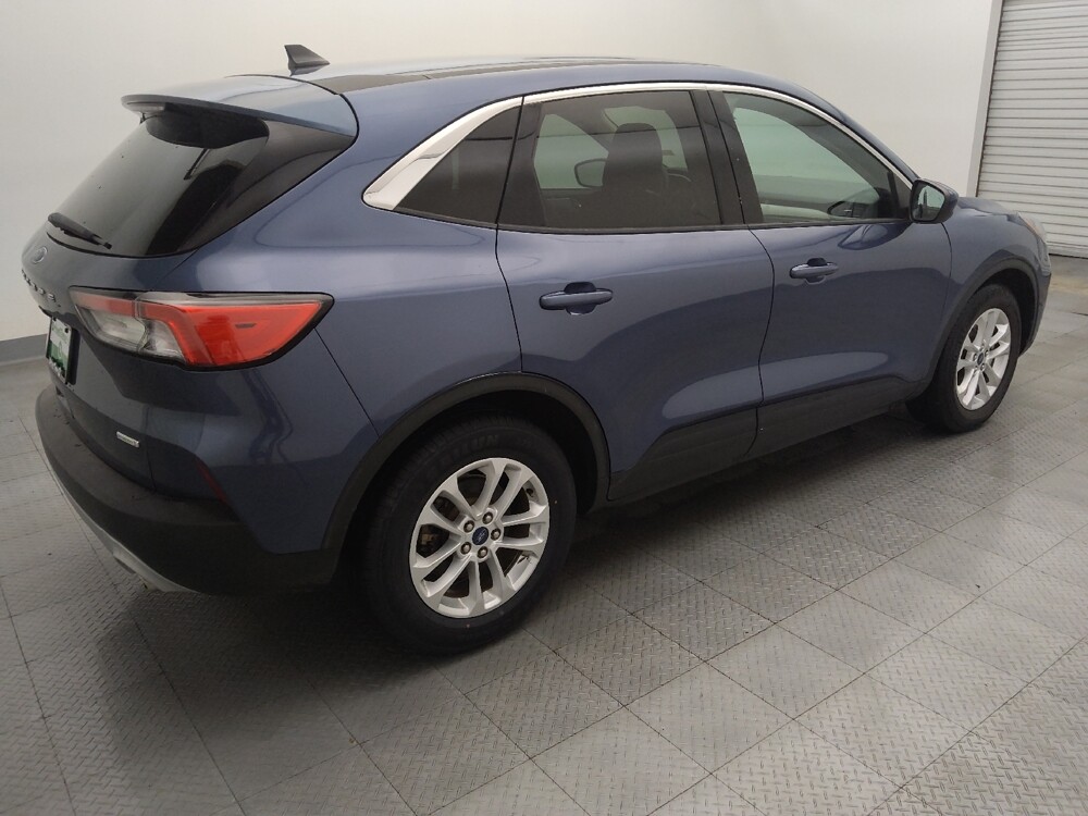2020 Ford Escape in Houston, TX 77034 - 18130367 10