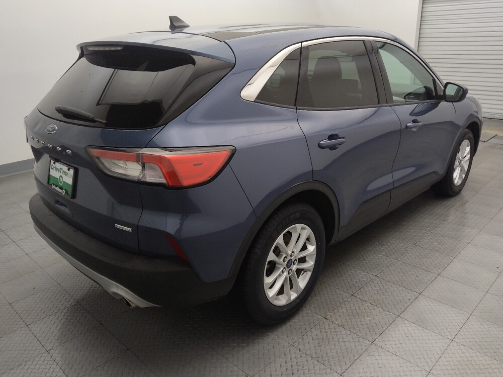 2020 Ford Escape in Houston, TX 77034 - 18130367 9
