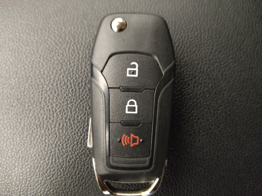 2020 Ford Escape in Houston, TX 77074 - 18130368 32