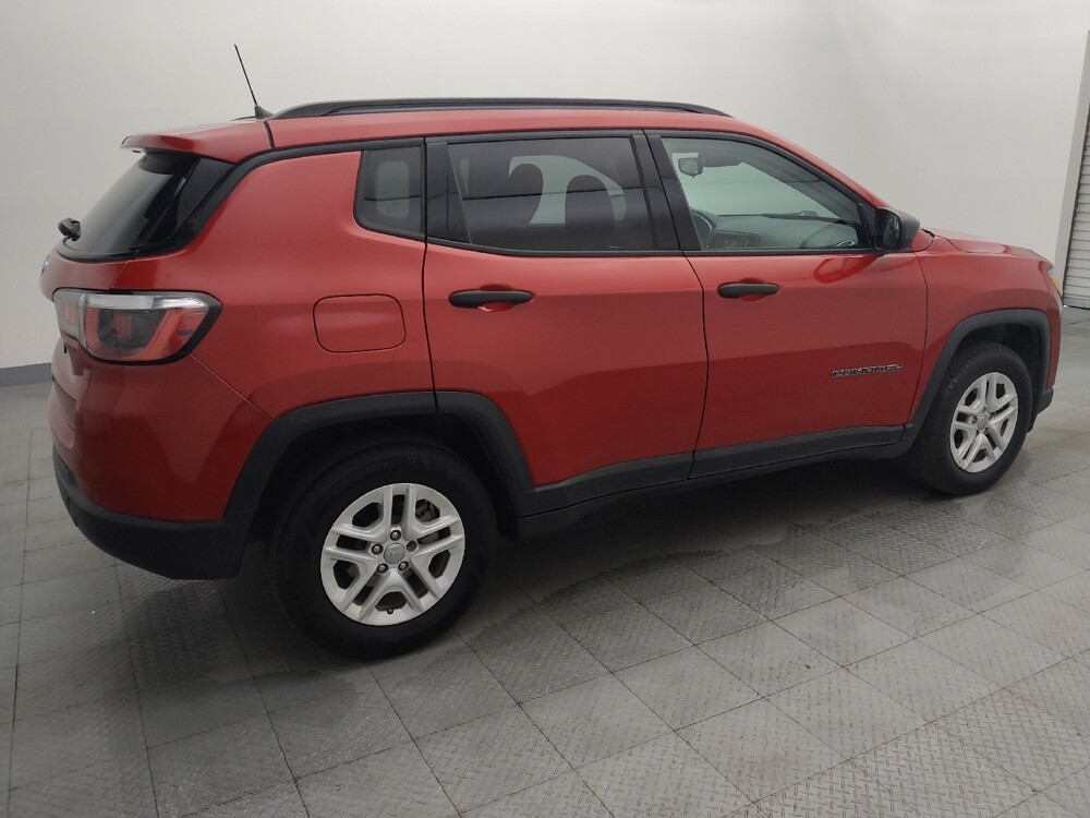 2018 Jeep Compass in Houston, TX 77034 - 18130370 10