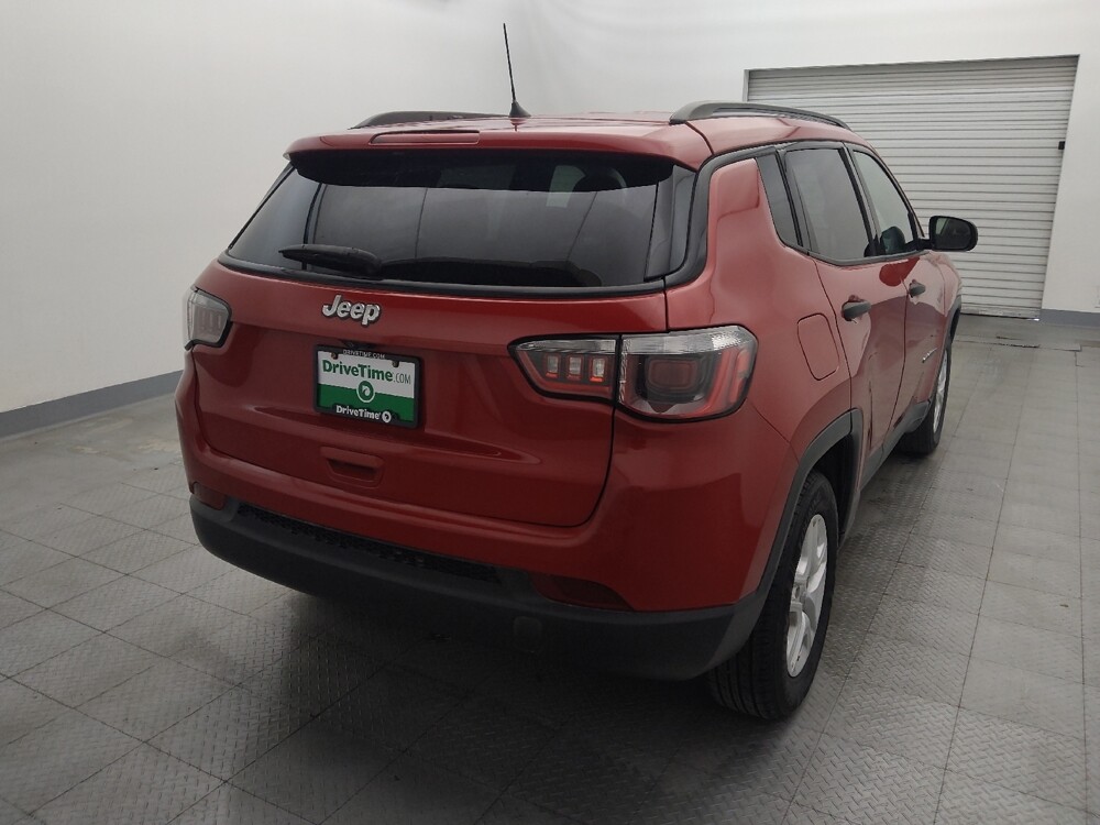 2018 Jeep Compass in Houston, TX 77034 - 18130370 7