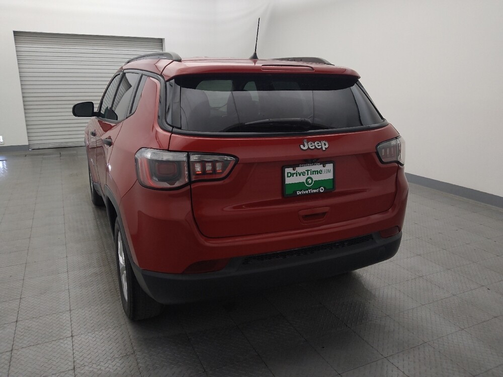 2018 Jeep Compass in Houston, TX 77034 - 18130370 6