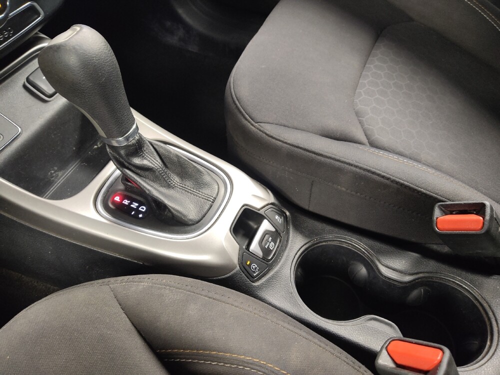 2018 Jeep Compass in Houston, TX 77034 - 18130370 26