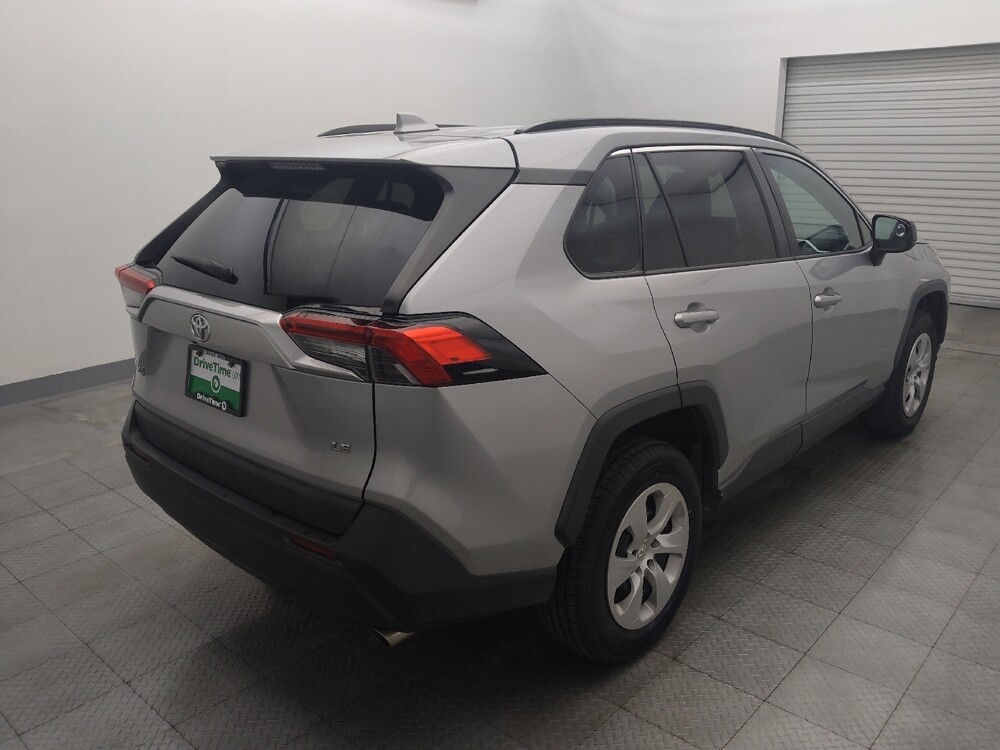 2019 Toyota RAV4 in Houston, TX 77034 - 18130372 9