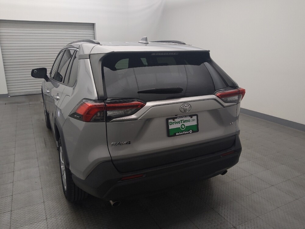 2019 Toyota RAV4 in Houston, TX 77034 - 18130372 6