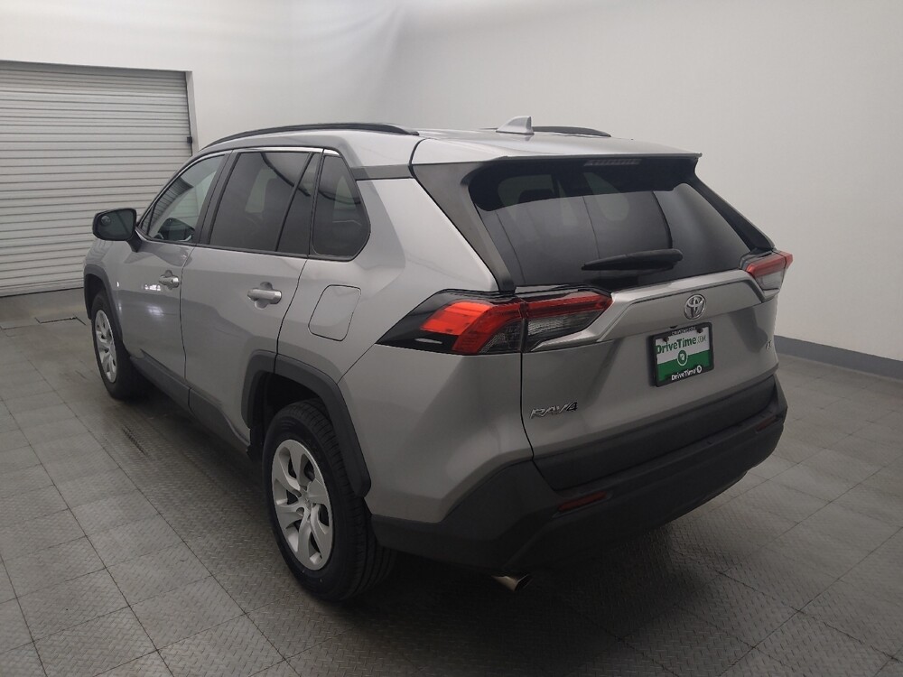 2019 Toyota RAV4 in Houston, TX 77034 - 18130372 5