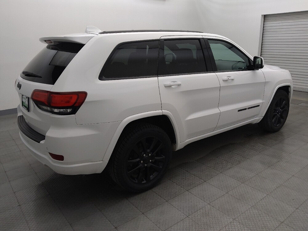 2017 Jeep Grand Cherokee in Houston, TX 77074 - 18130373 10