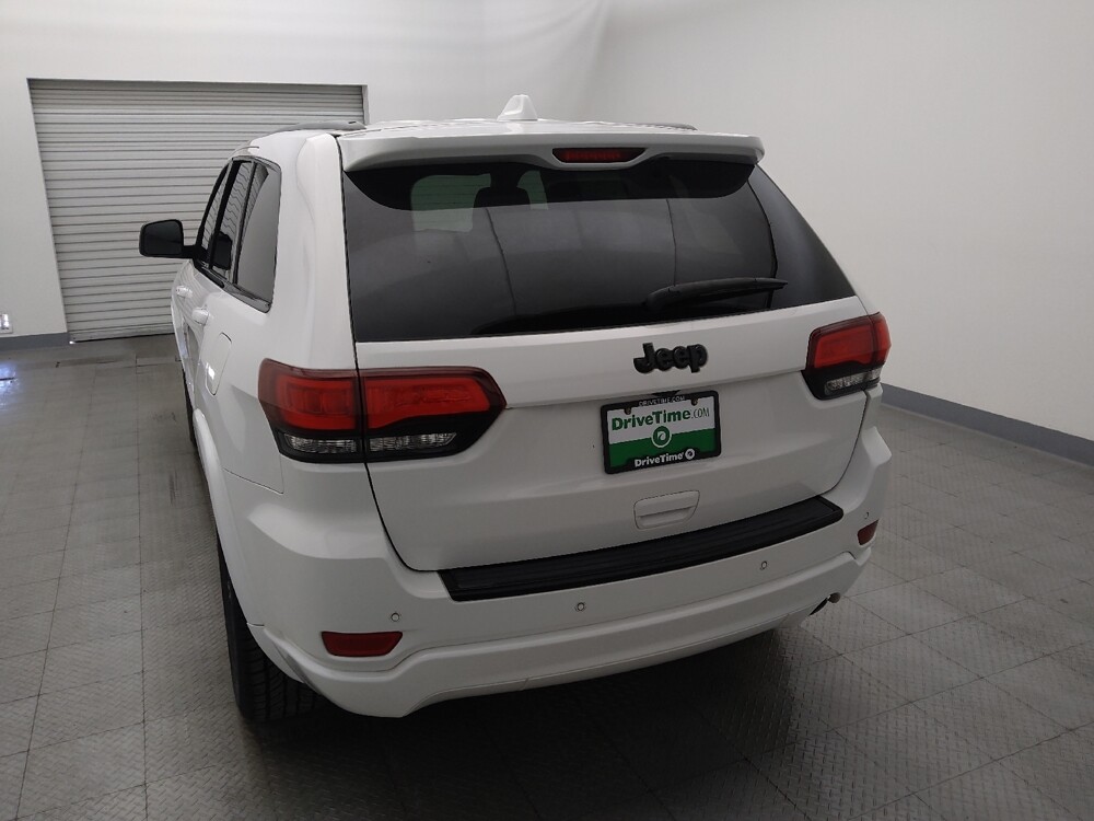 2017 Jeep Grand Cherokee in Houston, TX 77074 - 18130373 6