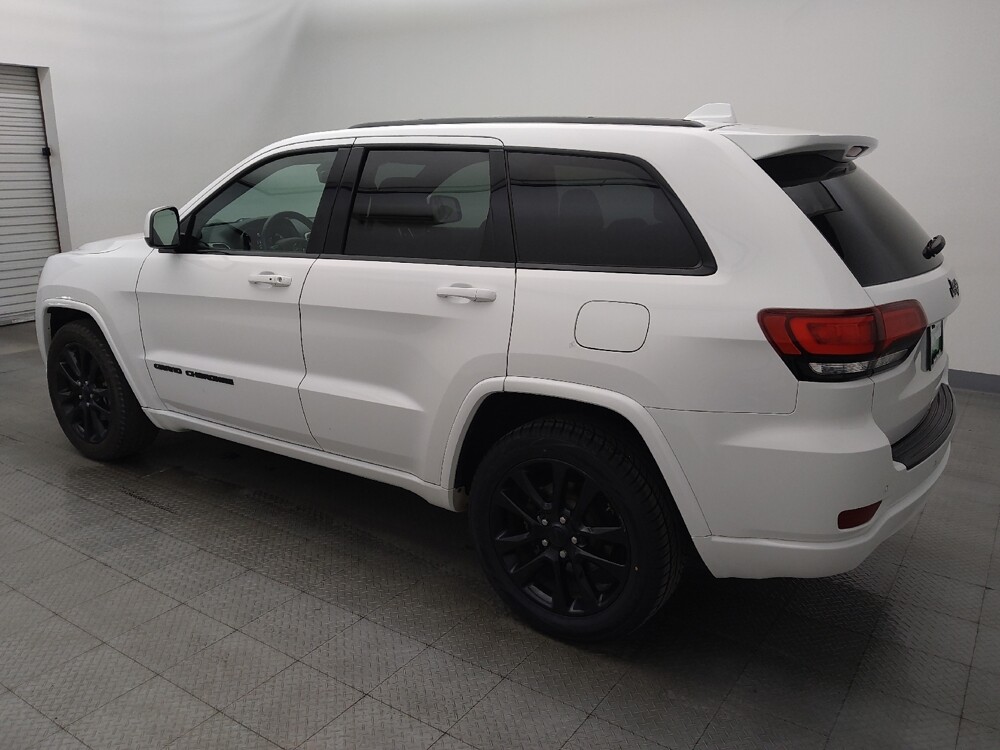 2017 Jeep Grand Cherokee in Houston, TX 77074 - 18130373 3