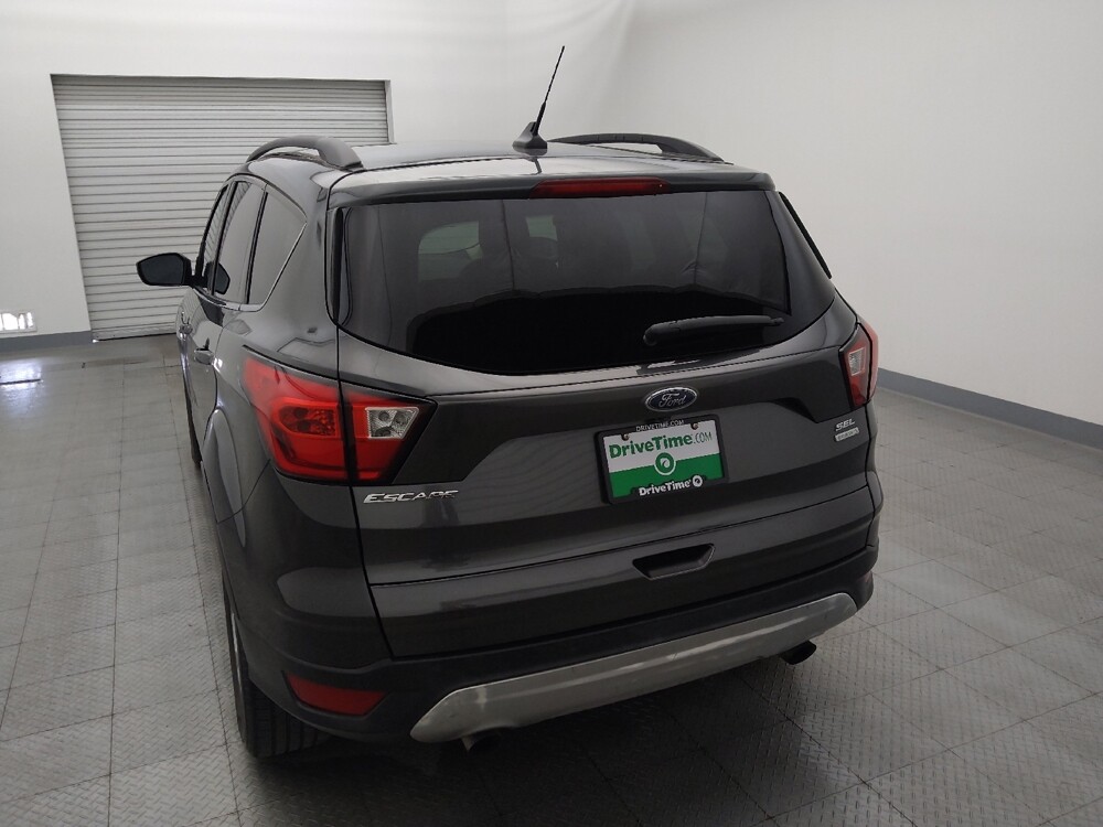 2019 Ford Escape in Houston, TX 77034 - 18130375 6