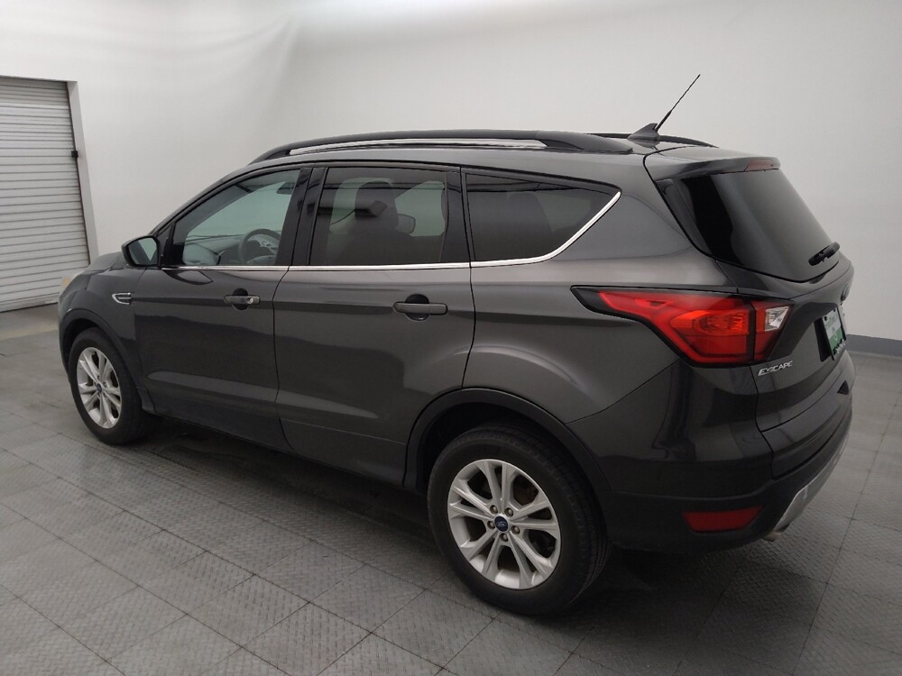 2019 Ford Escape in Houston, TX 77034 - 18130375 3