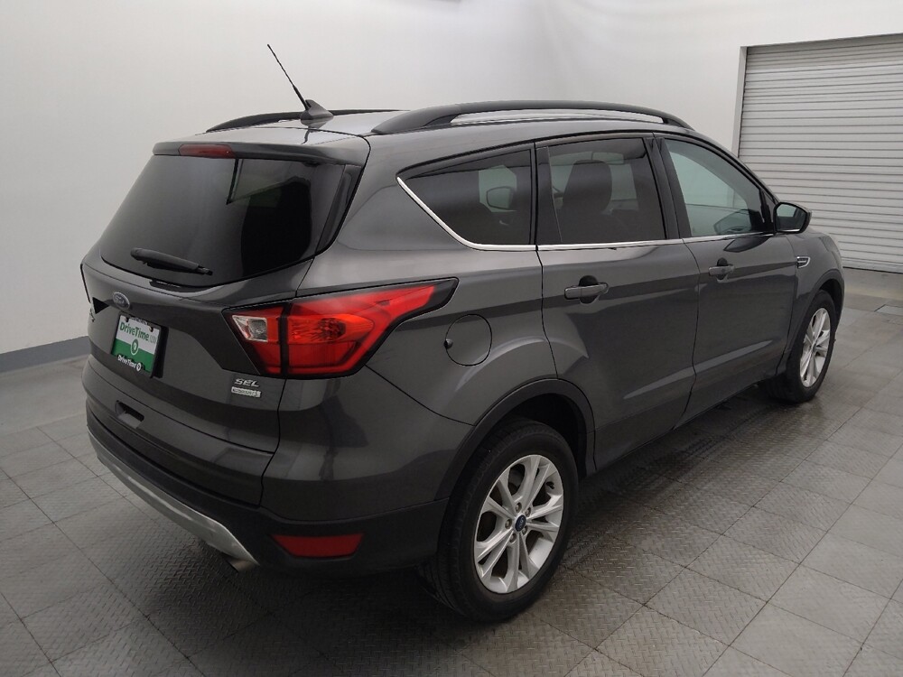 2019 Ford Escape in Houston, TX 77034 - 18130375 9
