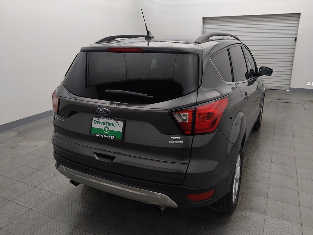 2019 Ford Escape in Houston, TX 77034 - 18130375 7