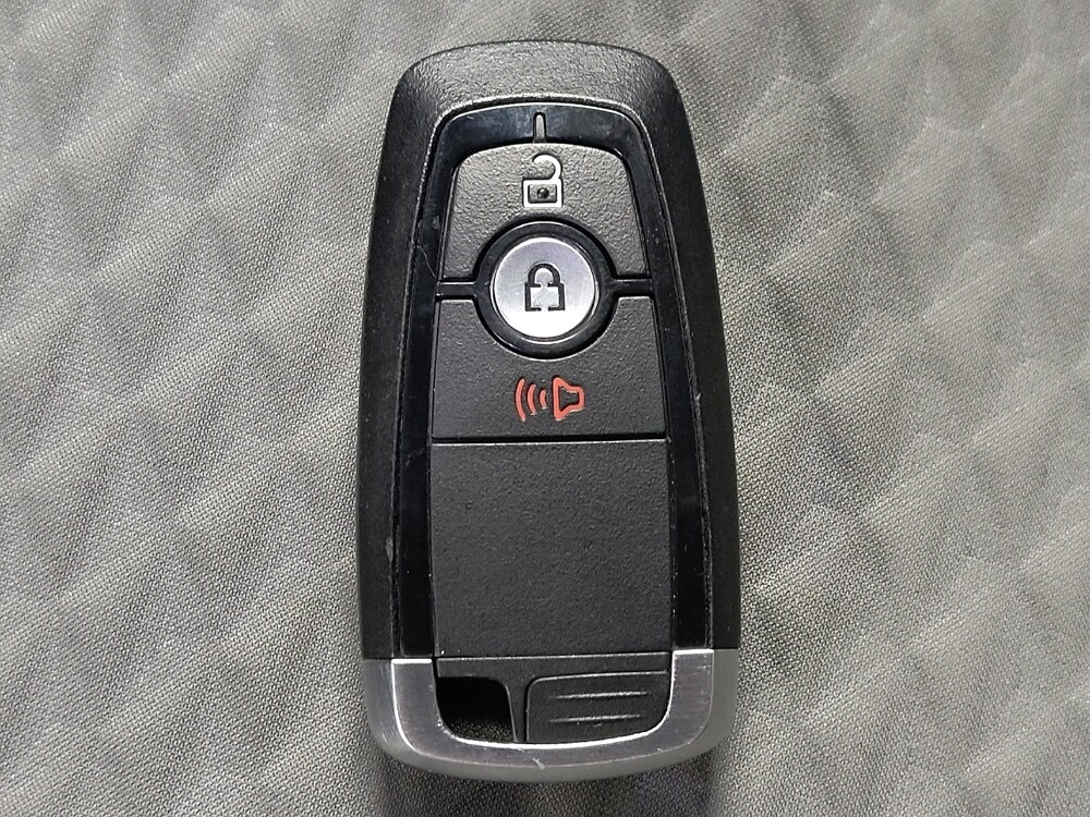 2022 Ford Escape in Houston, TX 77034 - 18130380 32