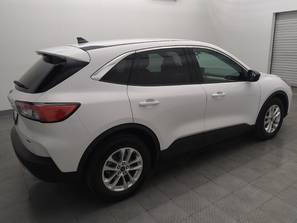 2022 Ford Escape in Houston, TX 77034 - 18130380 10