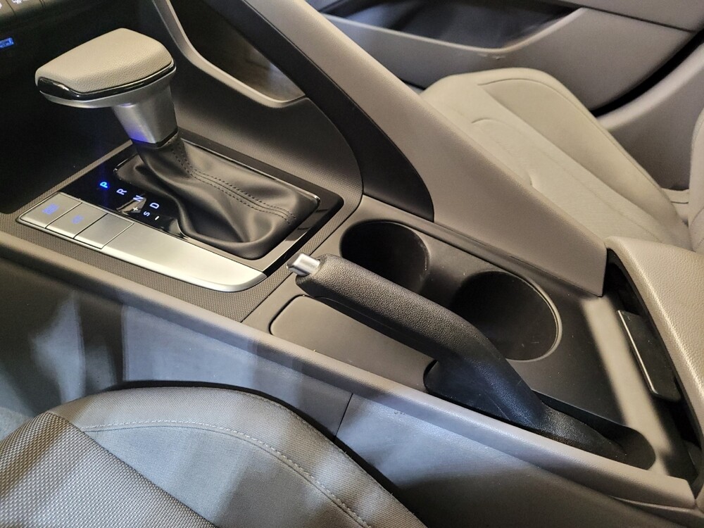 2023 Hyundai Elantra in Louisville, KY 40258 - 18130384 26