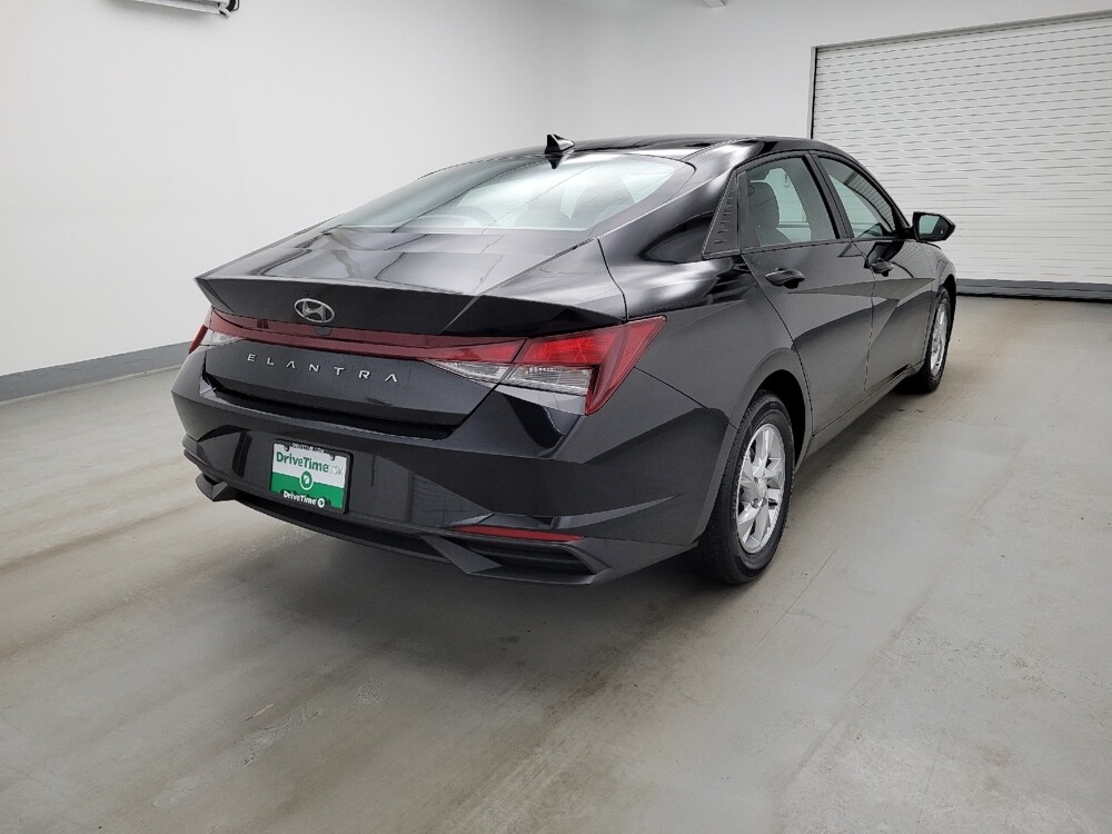 2023 Hyundai Elantra in Louisville, KY 40258 - 18130384 9