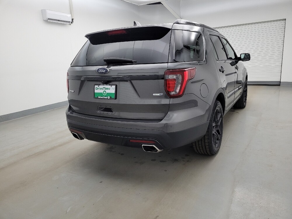 2017 Ford Explorer in Louisville, KY 40258 - 18130385 7