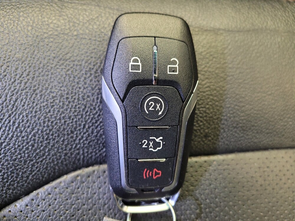 2017 Ford Explorer in Louisville, KY 40258 - 18130385 32