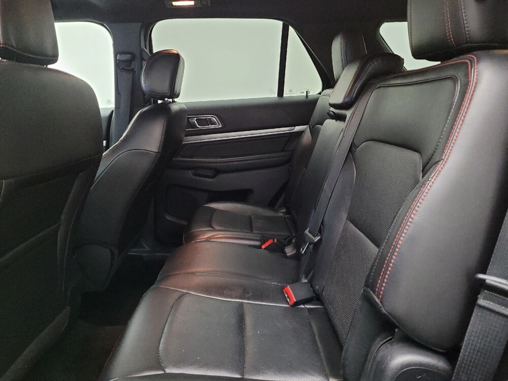 2017 Ford Explorer in Louisville, KY 40258 - 18130385 18