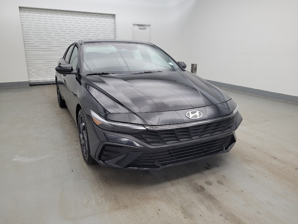 2025 Hyundai Elantra in Maple Heights, OH 44137 - 18130386 14