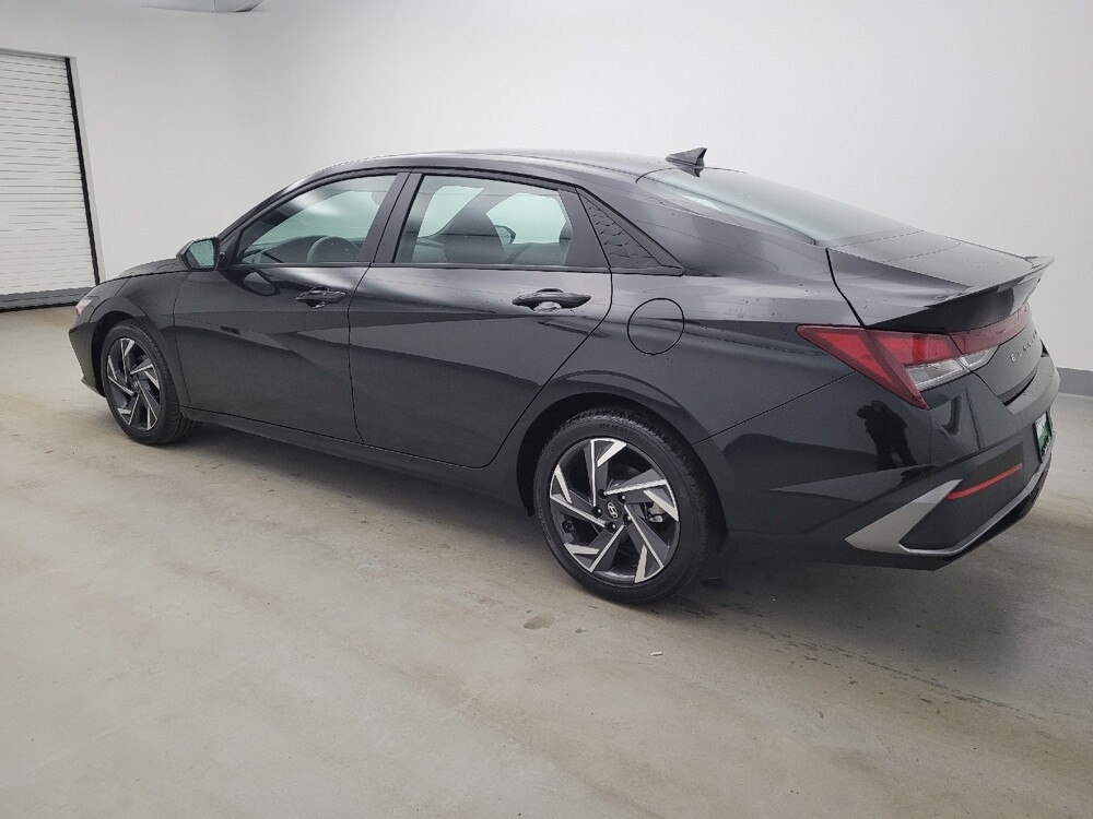 2025 Hyundai Elantra in Maple Heights, OH 44137 - 18130386 3