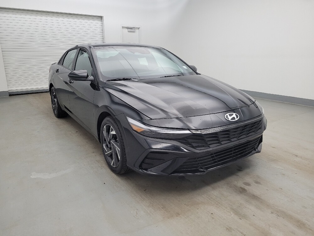 2025 Hyundai Elantra in Maple Heights, OH 44137 - 18130386 13