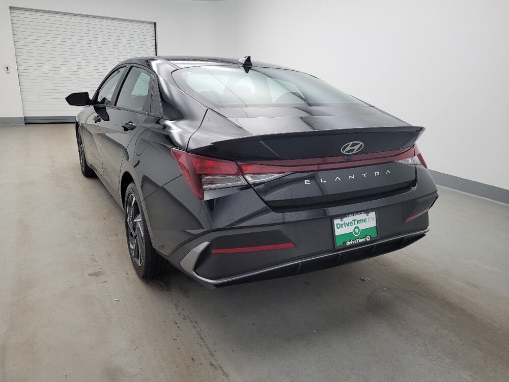 2025 Hyundai Elantra in Maple Heights, OH 44137 - 18130386 6