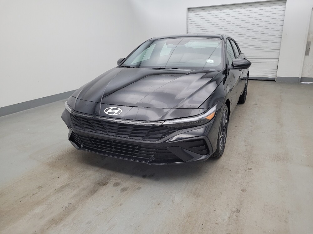 2025 Hyundai Elantra in Maple Heights, OH 44137 - 18130386 15