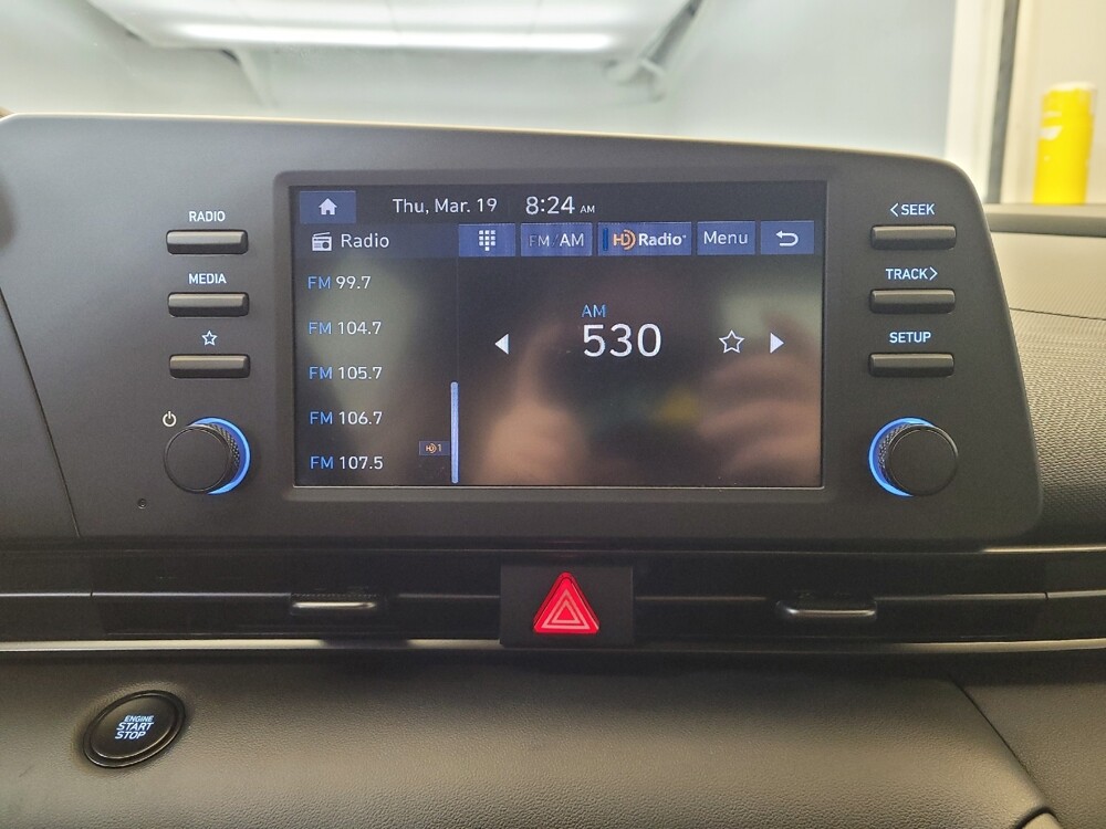 2025 Hyundai Elantra in Maple Heights, OH 44137 - 18130386 25