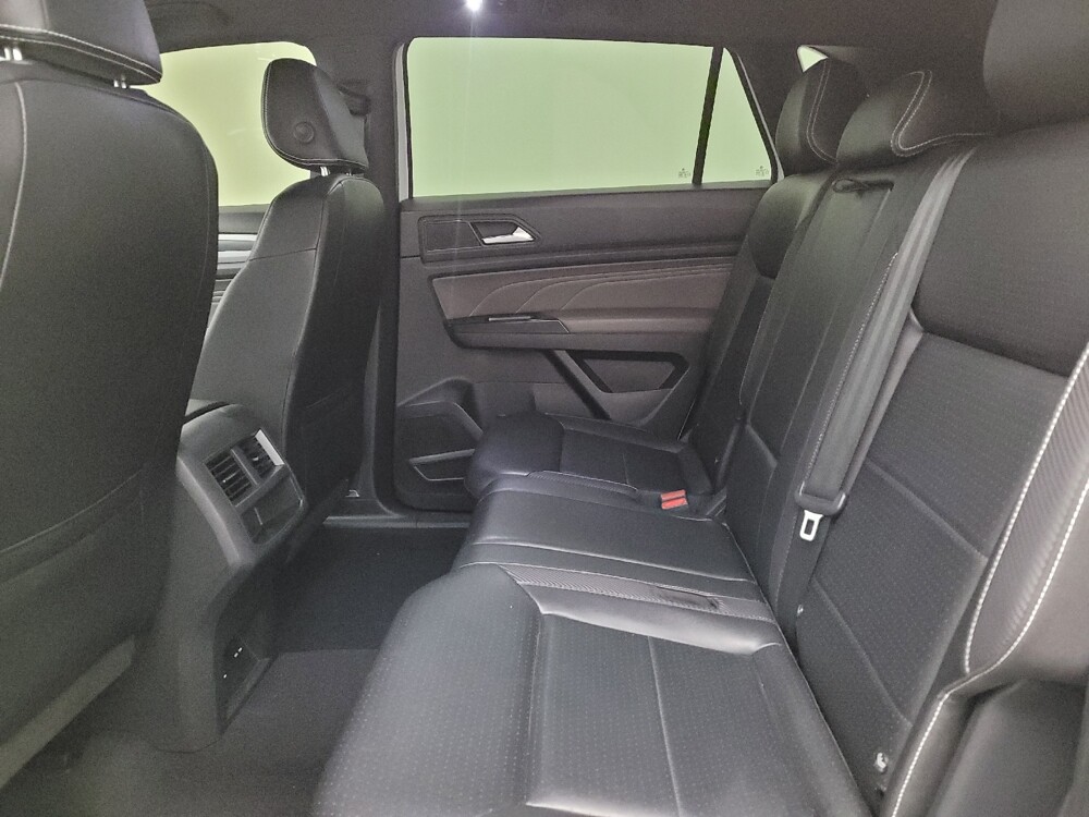 2021 Volkswagen Atlas in Columbus, OH 43228 - 18130389 18