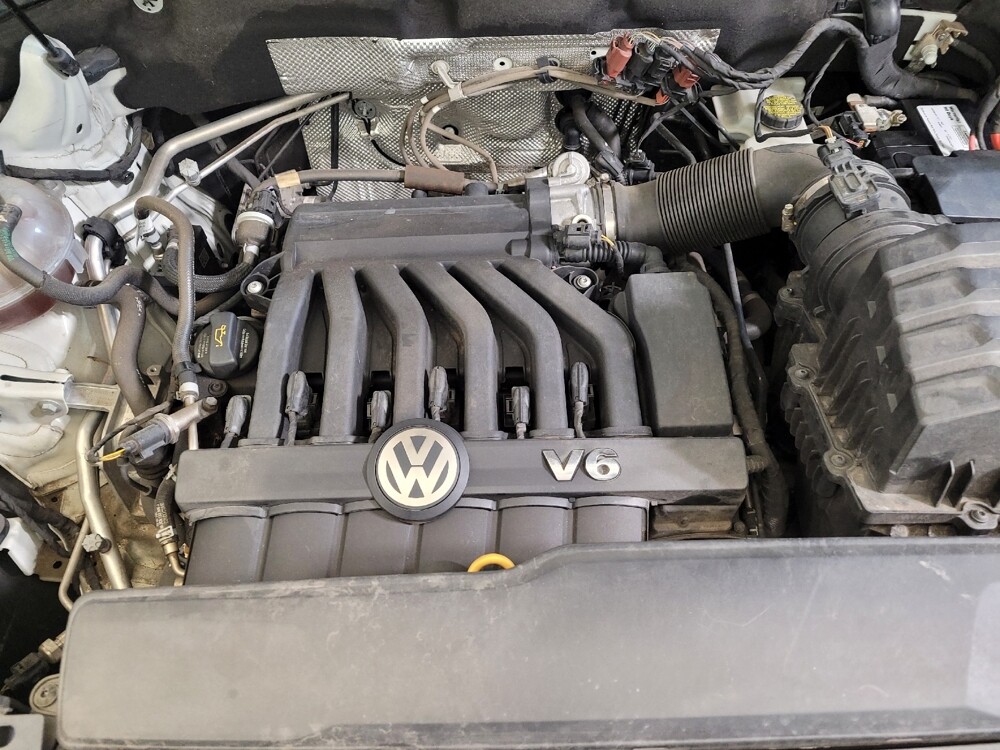 2021 Volkswagen Atlas in Columbus, OH 43228 - 18130389 30