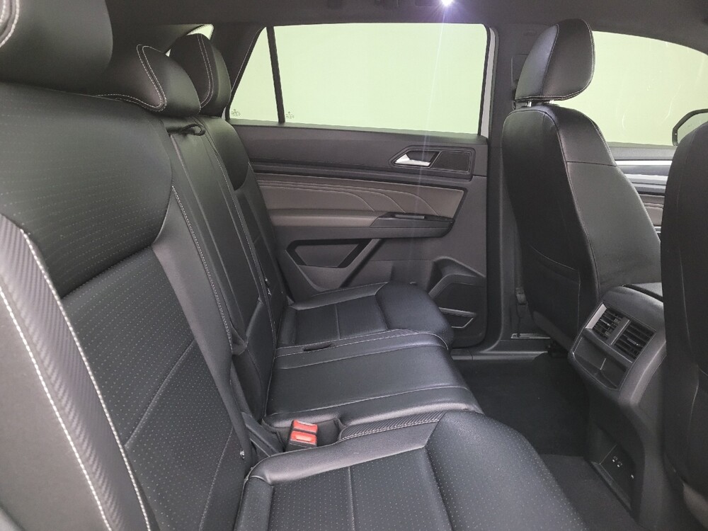 2021 Volkswagen Atlas in Columbus, OH 43228 - 18130389 19