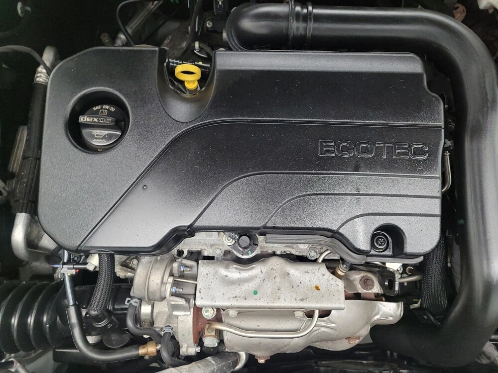 2023 Chevrolet Malibu in Louisville, KY 40258 - 18130392 30