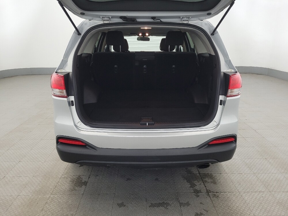 2016 Kia Sorento in Temple Hills, MD 20746 - 18130394 29