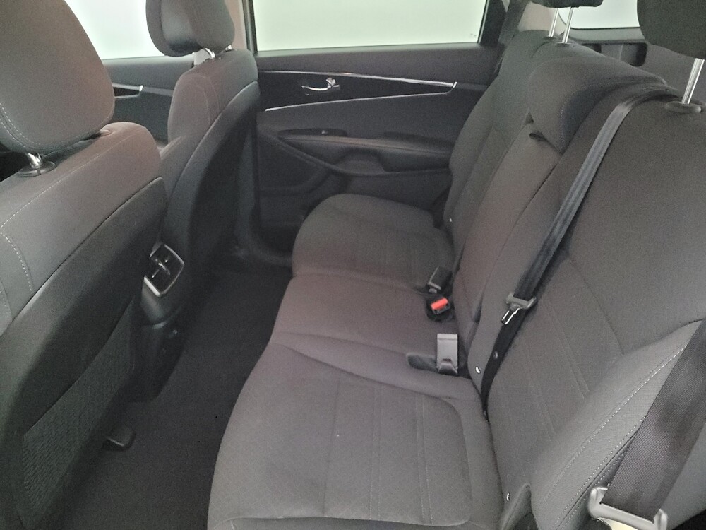 2016 Kia Sorento in Temple Hills, MD 20746 - 18130394 18