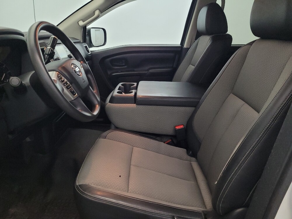 2018 Nissan Titan in Williamstown, NJ 8094 - 18130397 17