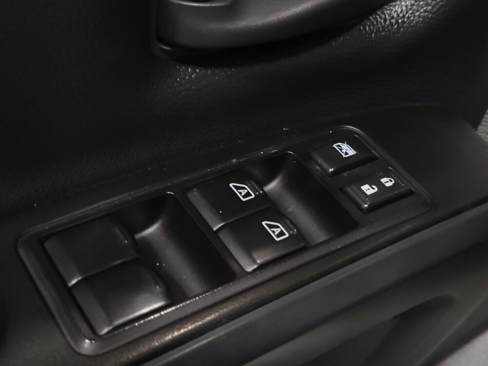 2018 Nissan Titan in Williamstown, NJ 8094 - 18130397 27