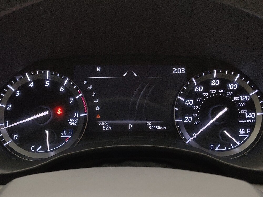 2020 Toyota Highlander in Independence, MO 64055 - 18130403 23