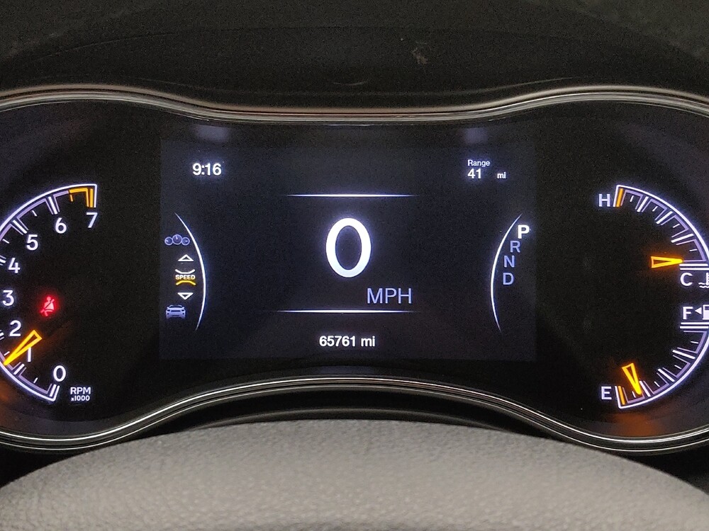 2018 Jeep Grand Cherokee in Independence, MO 64055 - 18130404 23