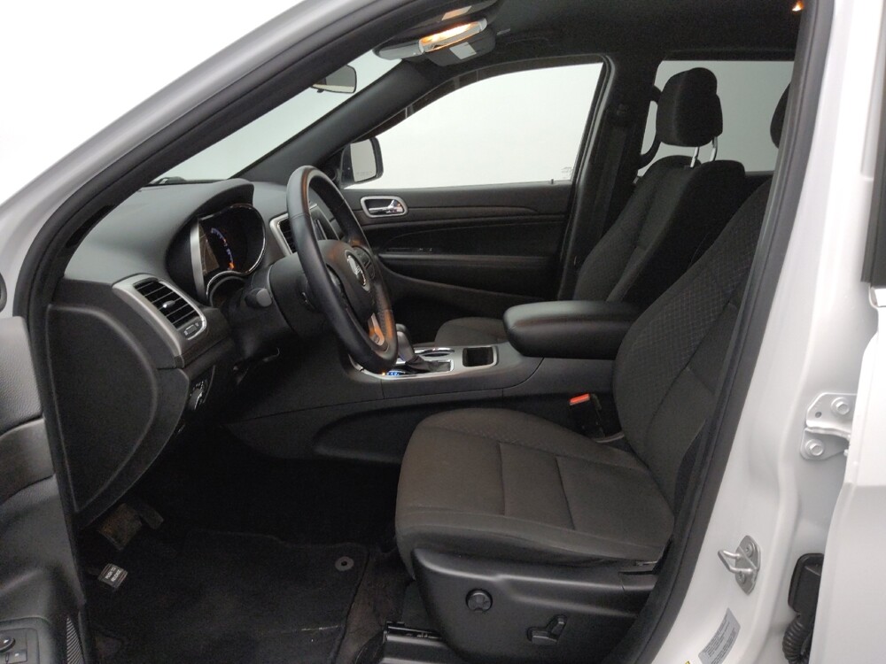 2018 Jeep Grand Cherokee in Independence, MO 64055 - 18130404 17