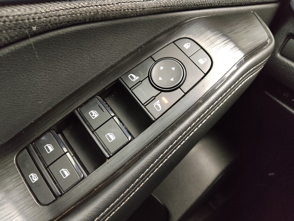 2021 Nissan Rogue in Gladstone, MO 64118 - 18130405 27