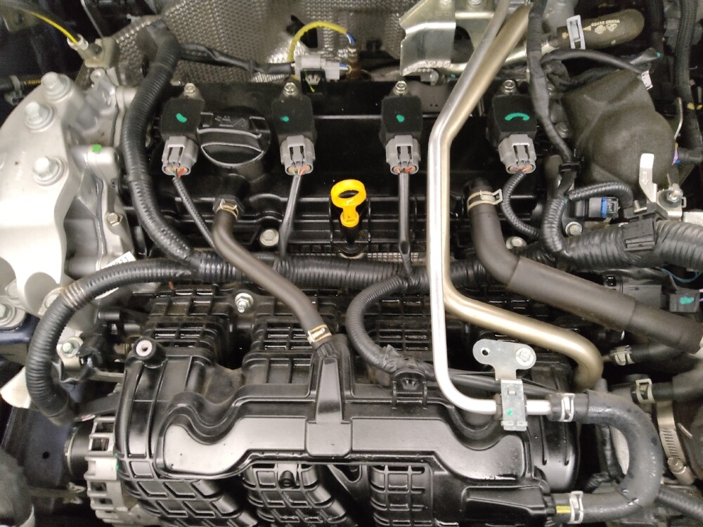 2021 Nissan Rogue in Gladstone, MO 64118 - 18130405 30