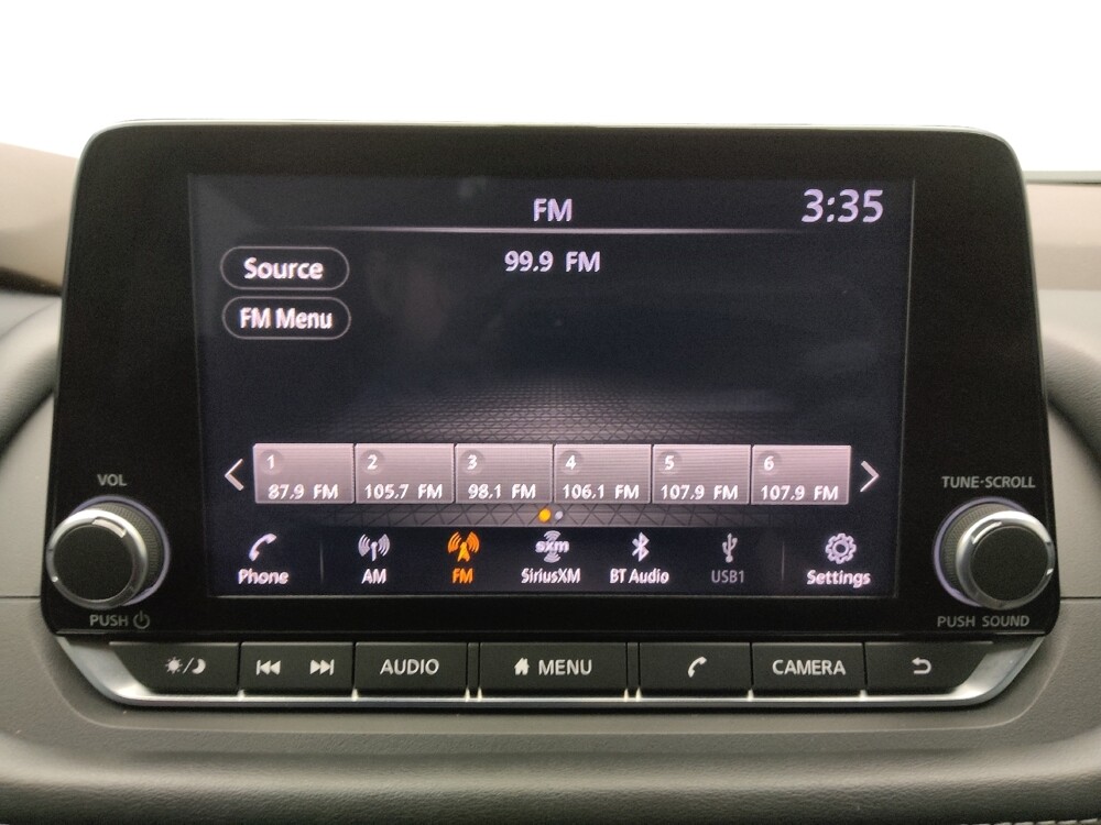 2021 Nissan Rogue in Gladstone, MO 64118 - 18130405 25