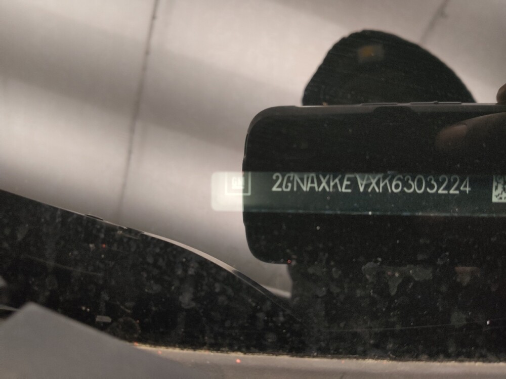 2019 Chevrolet Equinox in Lombard, IL 60148 - 18130410 33