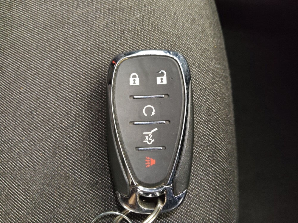 2019 Chevrolet Equinox in Lombard, IL 60148 - 18130410 32